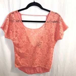 Full Tilt Pink Flowery Lace Crop Short Sleeve